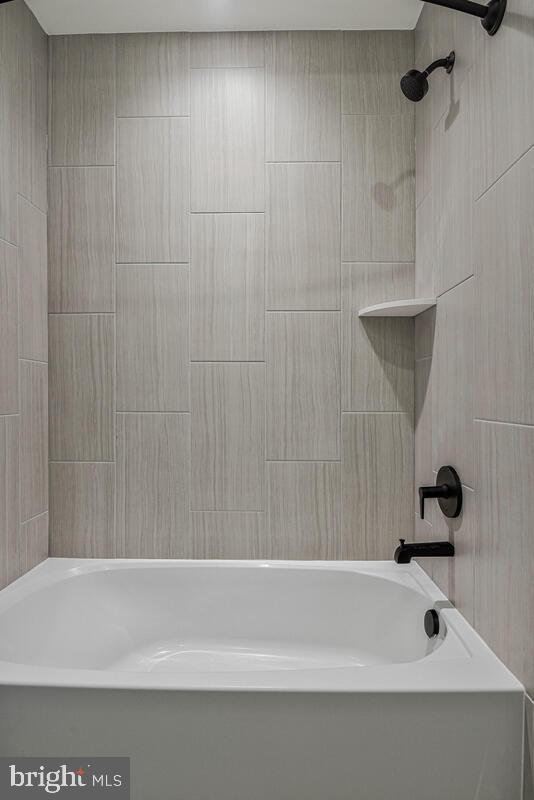 7367 BLADE DR, FALLS CHURCH, Virginia 22042, 3 Bedrooms Bedrooms, ,3 BathroomsBathrooms,Residential,For sale,7367 BLADE DR,VAFX2293290 MLS # VAFX2293290