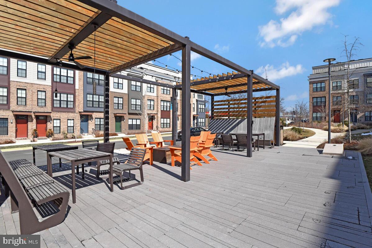 7367 BLADE DR, FALLS CHURCH, Virginia 22042, 3 Bedrooms Bedrooms, ,3 BathroomsBathrooms,Residential,For sale,7367 BLADE DR,VAFX2293290 MLS # VAFX2293290