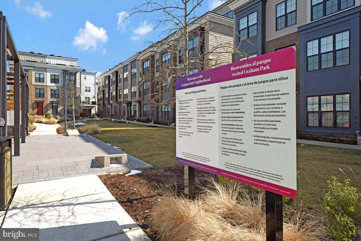 7367 BLADE DR, FALLS CHURCH, Virginia 22042, 3 Bedrooms Bedrooms, ,3 BathroomsBathrooms,Residential,For sale,7367 BLADE DR,VAFX2293290 MLS # VAFX2293290