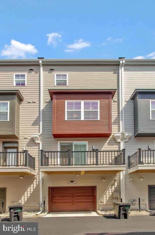 7367 BLADE DR, FALLS CHURCH, Virginia 22042, 3 Bedrooms Bedrooms, ,3 BathroomsBathrooms,Residential,For sale,7367 BLADE DR,VAFX2293290 MLS # VAFX2293290