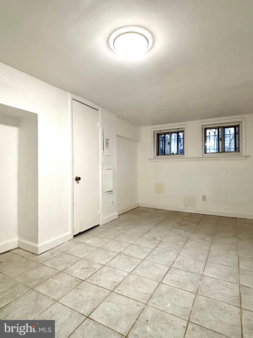 1302 FAIRMONT ST NW, WASHINGTON, District Of Columbia 20009, 8 Bedrooms Bedrooms, ,7 BathroomsBathrooms,Residential,For sale,1302 FAIRMONT ST NW,DCDC2248242 MLS # DCDC2248242 1302 FAIRMONT ST NW, WASHINGTON, District Of Columbia 20009, 8 Bedrooms Bedrooms, ,7 BathroomsBathrooms,Residential,For sale,1302 FAIRMONT ST NW,DCDC2248242 MLS # DCDC2248242