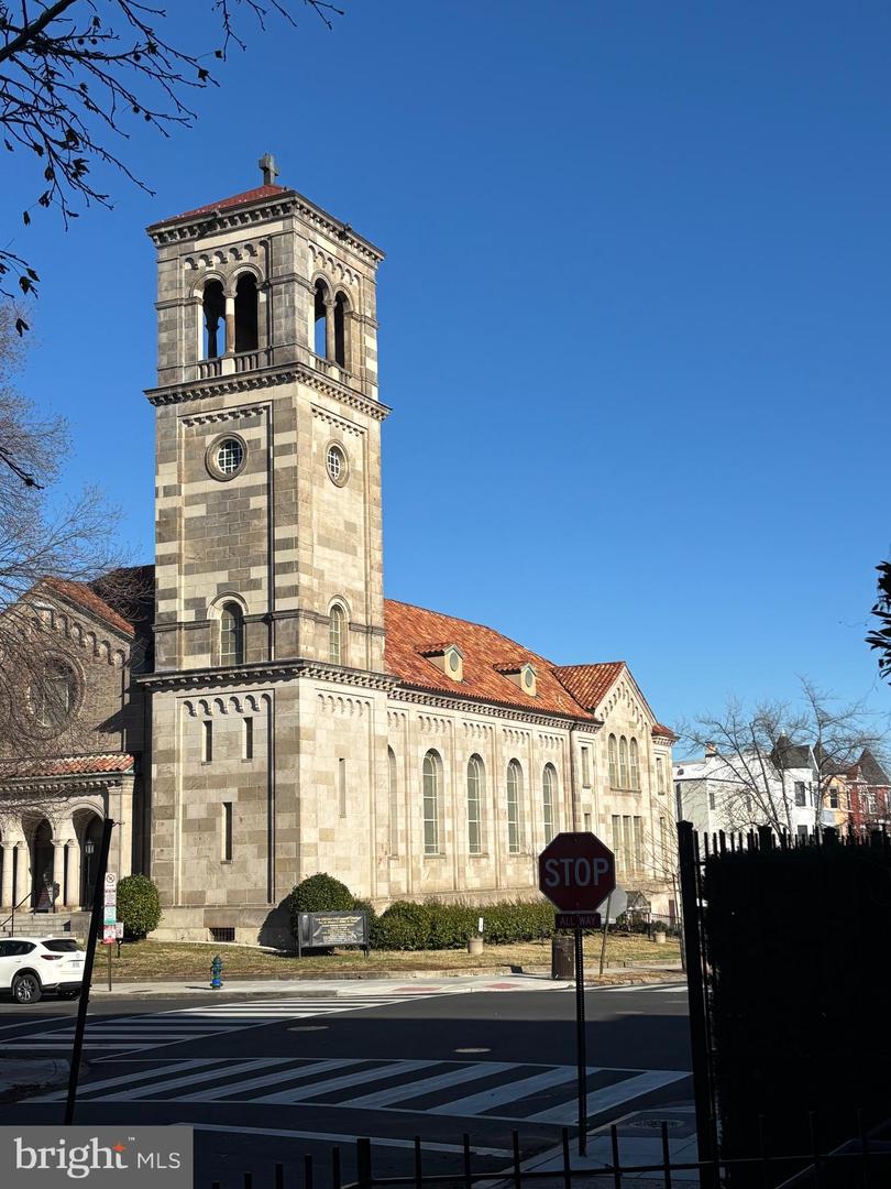 1302 FAIRMONT ST NW, WASHINGTON, District Of Columbia 20009, 8 Bedrooms Bedrooms, ,7 BathroomsBathrooms,Residential,For sale,1302 FAIRMONT ST NW,DCDC2248242 MLS # DCDC2248242 1302 FAIRMONT ST NW, WASHINGTON, District Of Columbia 20009, 8 Bedrooms Bedrooms, ,7 BathroomsBathrooms,Residential,For sale,1302 FAIRMONT ST NW,DCDC2248242 MLS # DCDC2248242