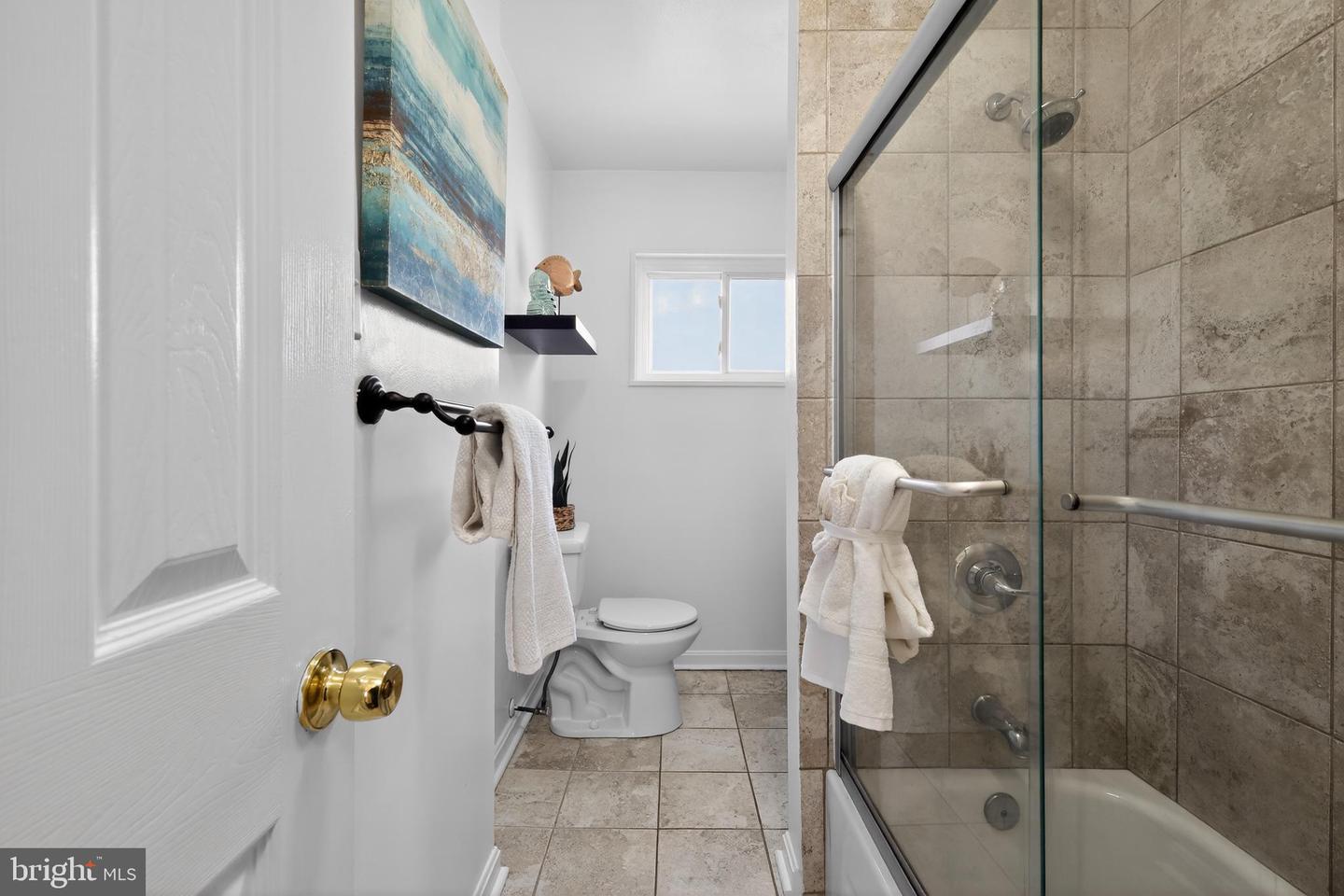 3164 PATRICK HENRY DR, FALLS CHURCH, Virginia 22044, 6 Bedrooms Bedrooms, ,3 BathroomsBathrooms,Residential,For sale,3164 PATRICK HENRY DR,VAFX2293610 MLS # VAFX2293610