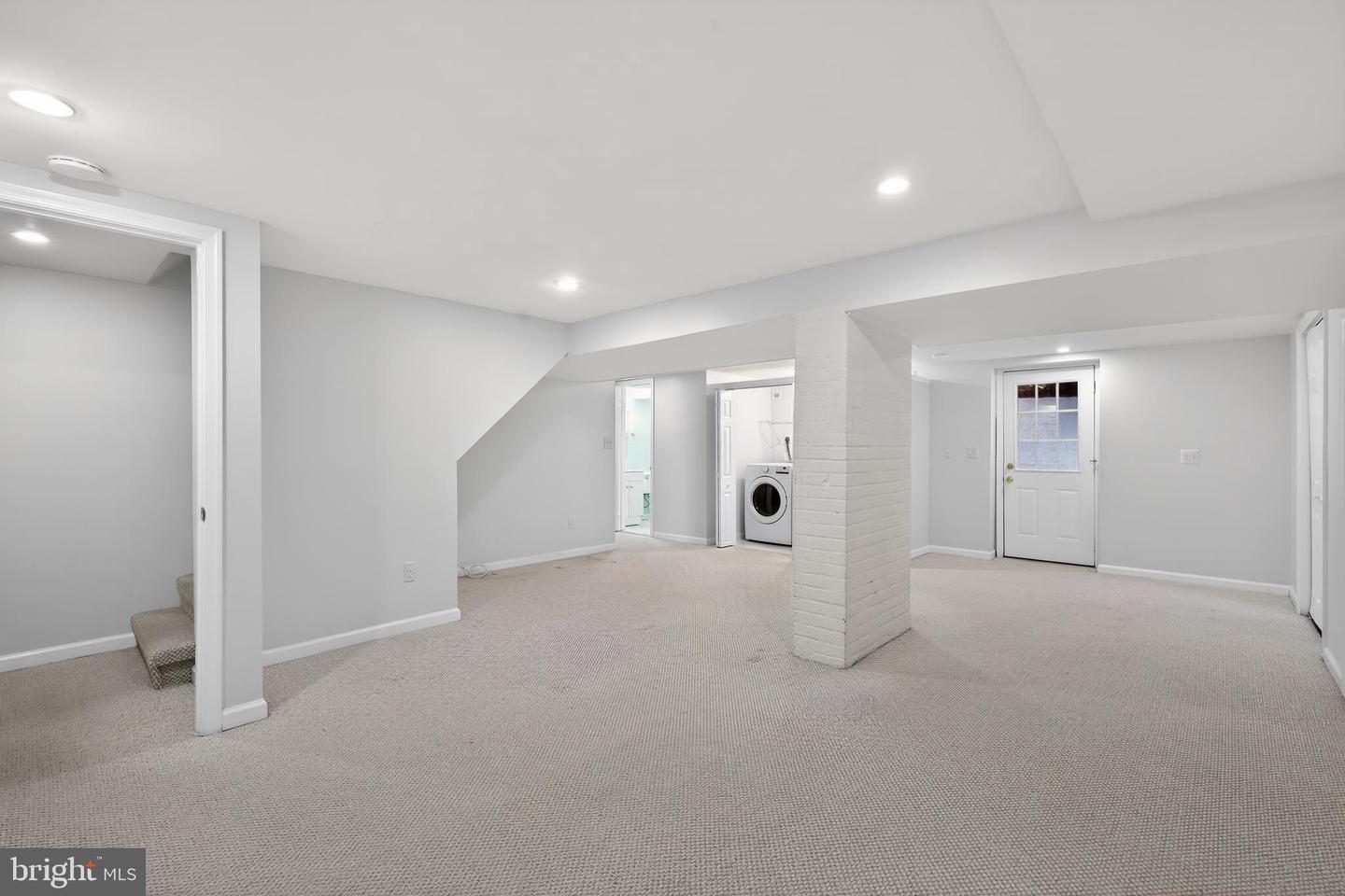 3164 PATRICK HENRY DR, FALLS CHURCH, Virginia 22044, 6 Bedrooms Bedrooms, ,3 BathroomsBathrooms,Residential,For sale,3164 PATRICK HENRY DR,VAFX2293610 MLS # VAFX2293610