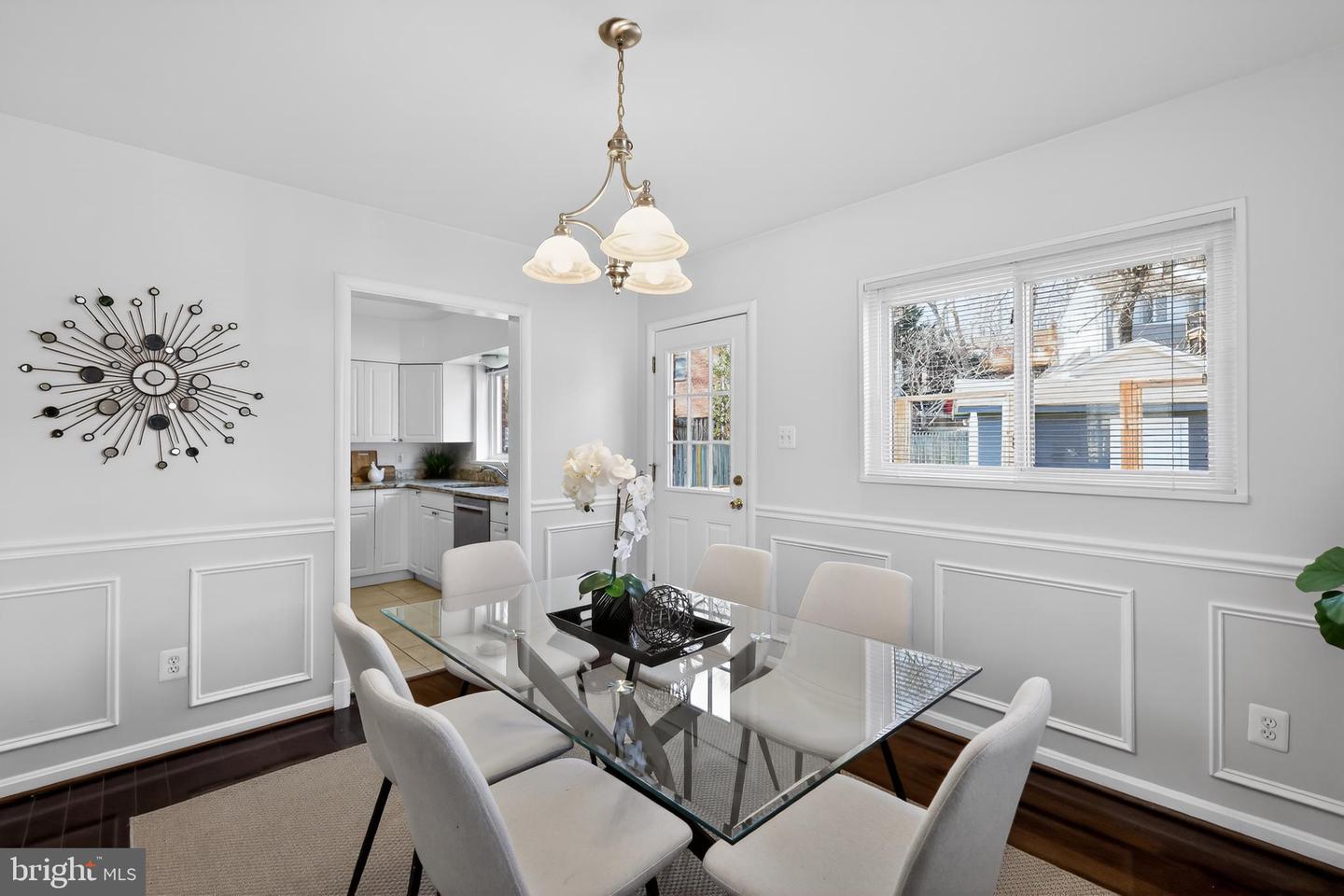 3164 PATRICK HENRY DR, FALLS CHURCH, Virginia 22044, 6 Bedrooms Bedrooms, ,3 BathroomsBathrooms,Residential,For sale,3164 PATRICK HENRY DR,VAFX2293610 MLS # VAFX2293610