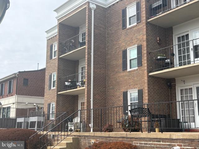 100 CHURCH ST NW #A-203, VIENNA, Virginia 22180, 1 Bedroom Bedrooms, 6 Rooms Rooms,1 BathroomBathrooms,Residential,For sale,100 CHURCH ST NW #A-203,VAFX2293626 MLS # VAFX2293626