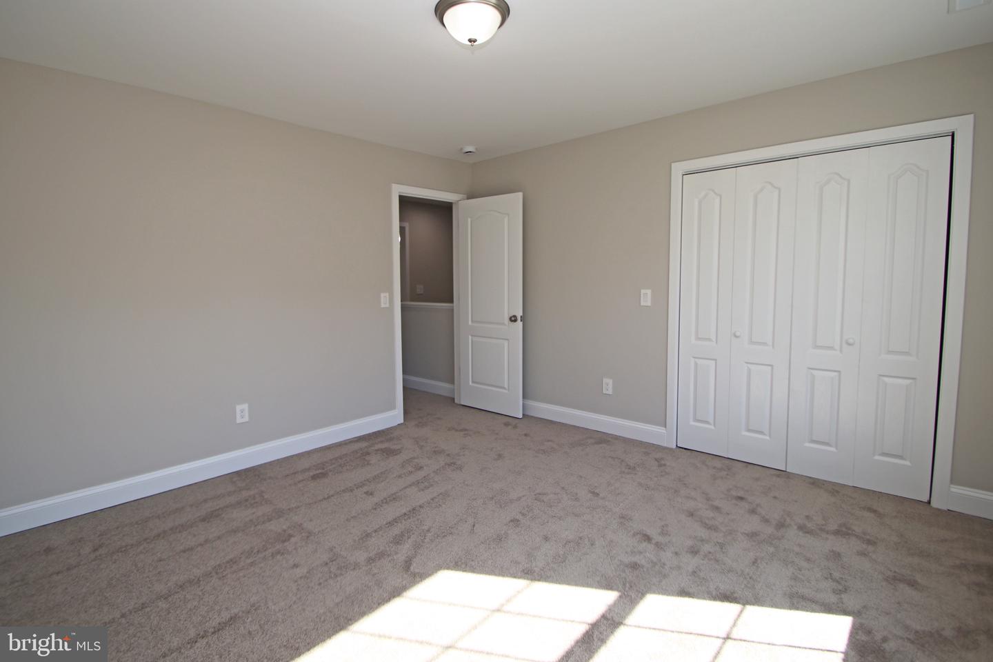 2060 WILLOW HILL DR, HARRISONBURG, Virginia 22801, 5 Bedrooms Bedrooms, ,3 BathroomsBathrooms,Residential,For sale,2060 WILLOW HILL DR,VAHC2000568 MLS # VAHC2000568