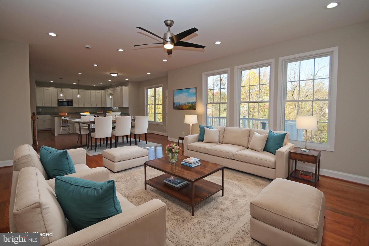 2060 WILLOW HILL DR, HARRISONBURG, Virginia 22801, 5 Bedrooms Bedrooms, ,3 BathroomsBathrooms,Residential,For sale,2060 WILLOW HILL DR,VAHC2000568 MLS # VAHC2000568