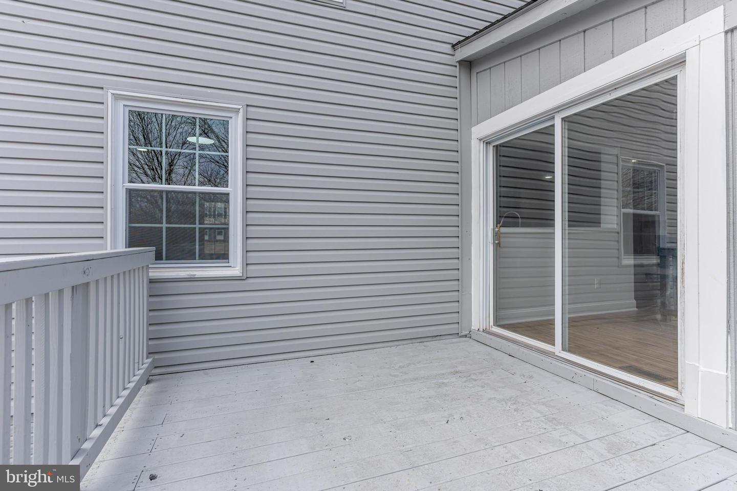 214 LESLIE CT, STERLING, Virginia 20164, 4 Bedrooms Bedrooms, ,3 BathroomsBathrooms,Residential,For sale,214 LESLIE CT,VALO2117212 MLS # VALO2117212