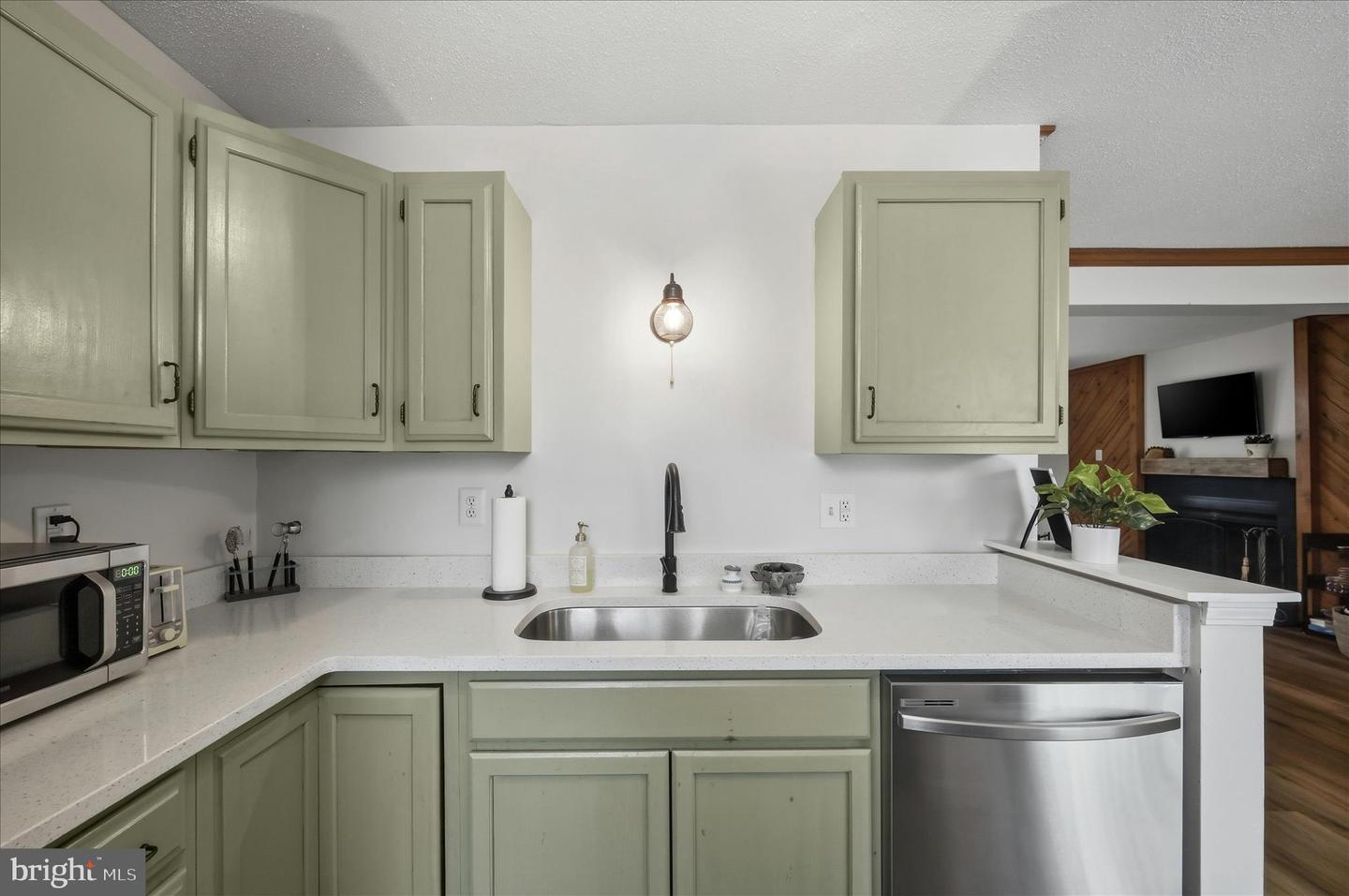 475-A KING ST A #13 A, BASYE, Virginia 22810, 4 Bedrooms Bedrooms, ,4 BathroomsBathrooms,Residential,For sale,475-A KING ST A #13 A,VASH2013706 MLS # VASH2013706