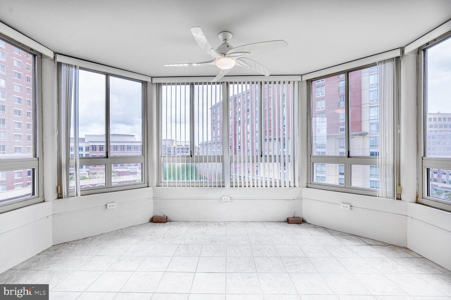 2151 JAMIESON AVE #809, ALEXANDRIA, Virginia 22314, 3 Bedrooms Bedrooms, ,2 BathroomsBathrooms,Residential,For sale,2151 JAMIESON AVE #809,VAAX2054686 MLS # VAAX2054686