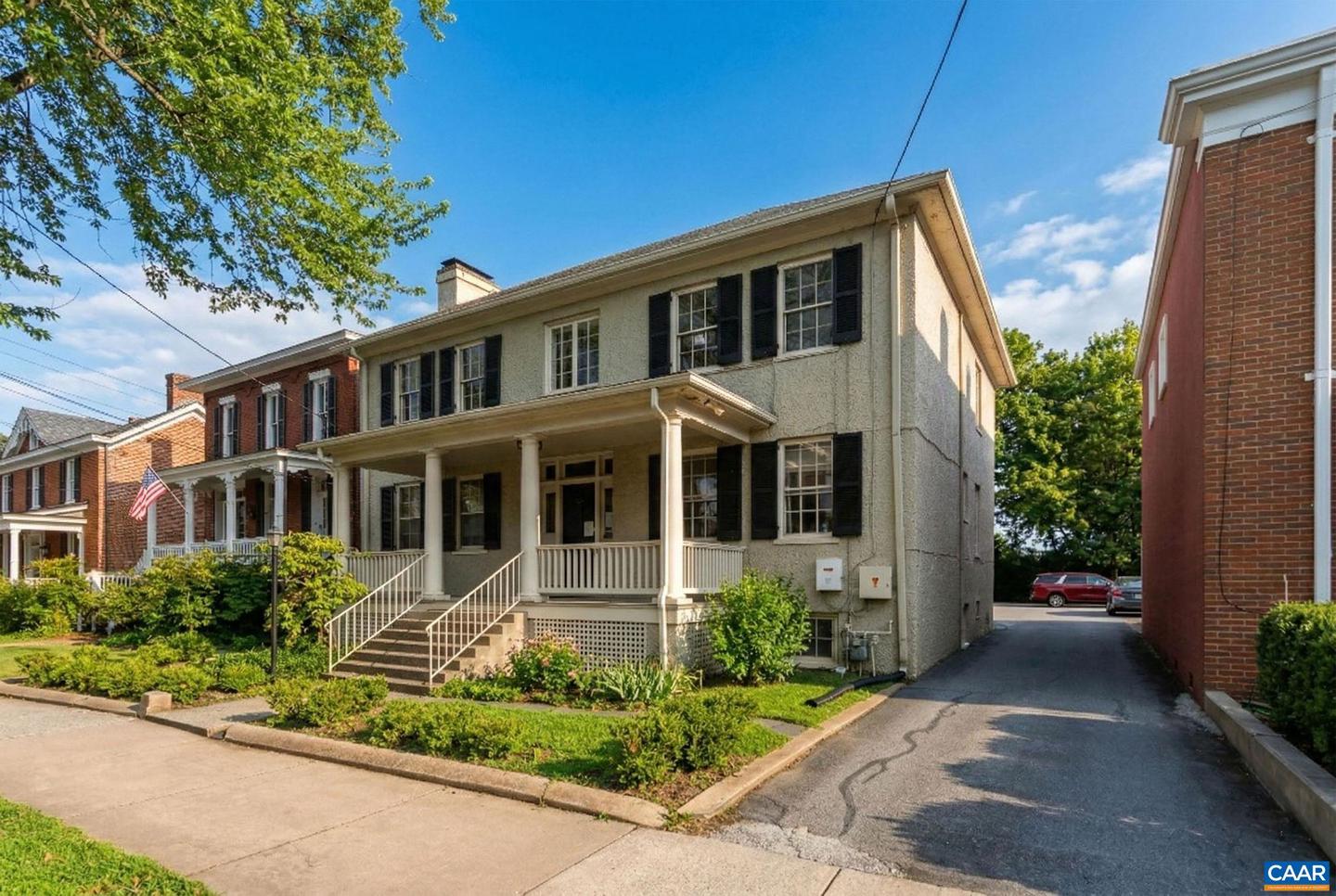 211 E HIGH ST, CHARLOTTESVILLE, Virginia 22902, ,Residential,For sale,211 E HIGH ST,673869 MLS # 673869