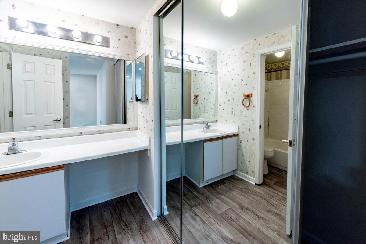 4356 PEMBROOK VILLAGE DR #65, ALEXANDRIA, Virginia 22309, 2 Bedrooms Bedrooms, ,2 BathroomsBathrooms,Residential,For sale,4356 PEMBROOK VILLAGE DR #65,VAFX2293676 MLS # VAFX2293676