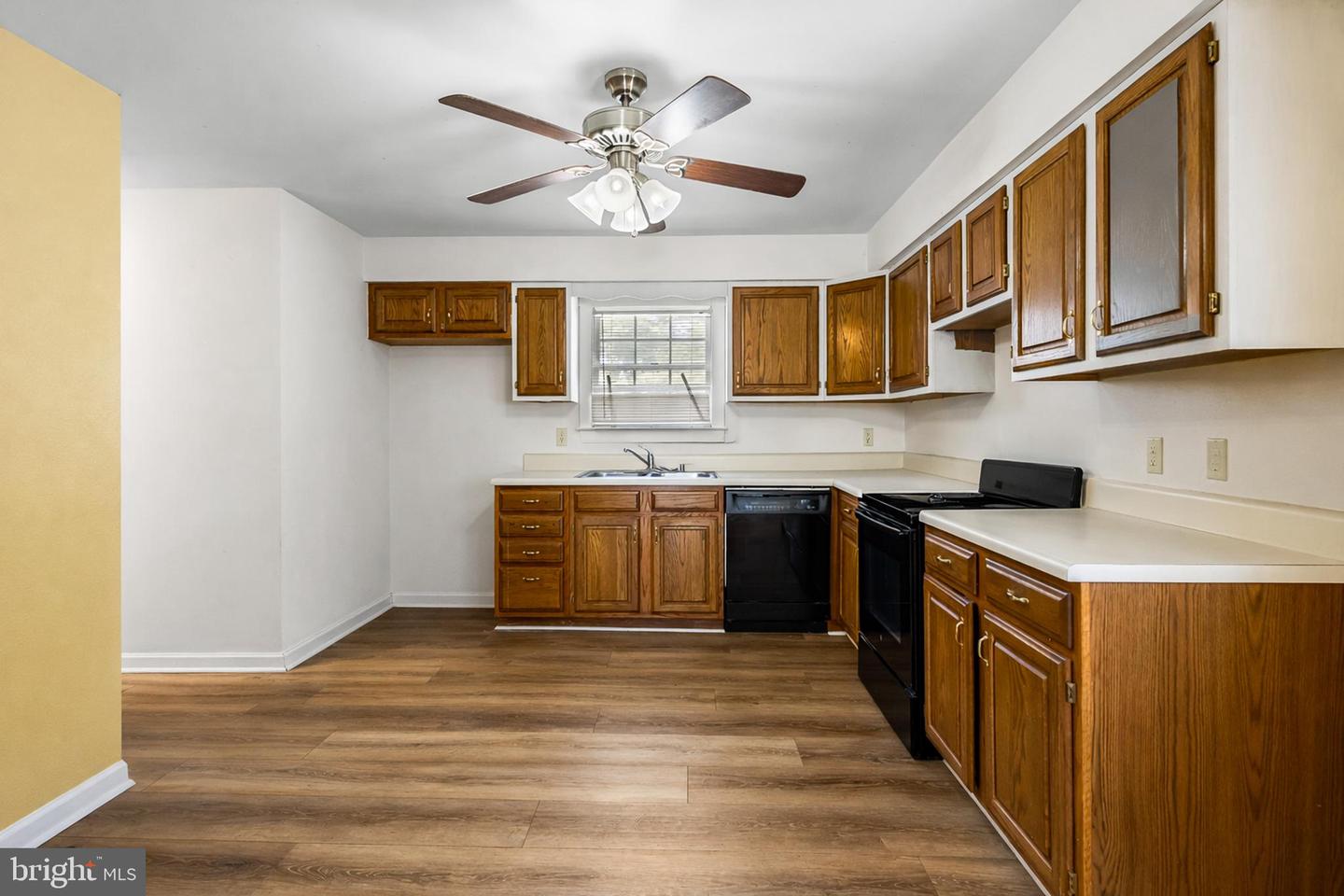 139 WAKEFIELD ST, MONTROSS, Virginia 22520, 4 Bedrooms Bedrooms, ,3 BathroomsBathrooms,Residential,For sale,139 WAKEFIELD ST,VAWE2010584 MLS # VAWE2010584