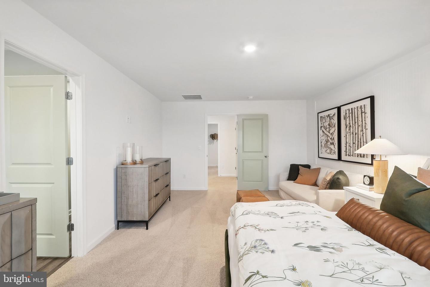 106 LEMLEY DR, STEPHENS CITY, Virginia 22655, 5 Bedrooms Bedrooms, ,4 BathroomsBathrooms,Residential,For sale,106 LEMLEY DR,VAFV2039900 MLS # VAFV2039900