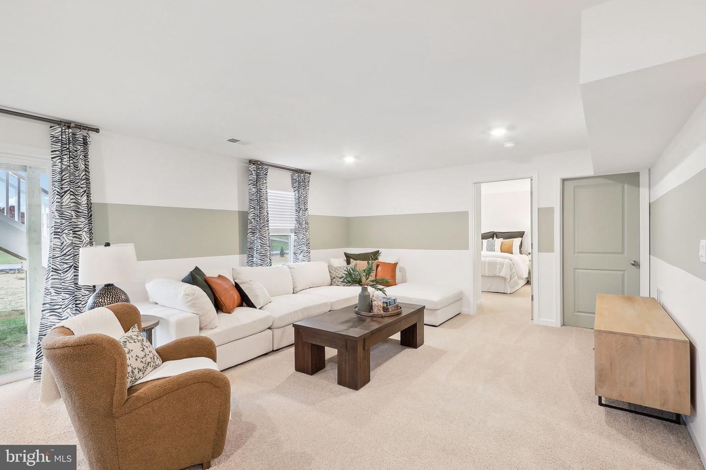 106 LEMLEY DR, STEPHENS CITY, Virginia 22655, 5 Bedrooms Bedrooms, ,4 BathroomsBathrooms,Residential,For sale,106 LEMLEY DR,VAFV2039900 MLS # VAFV2039900