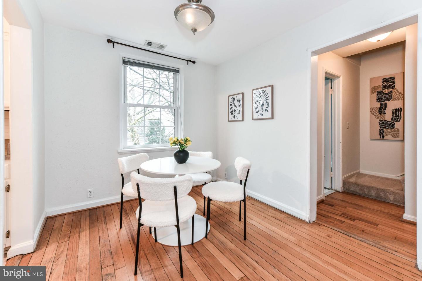 3279 S STAFFORD ST #B2, ARLINGTON, Virginia 22206, 3 Bedrooms Bedrooms, ,2 BathroomsBathrooms,Residential,For sale,3279 S STAFFORD ST #B2,VAAR2069560 MLS # VAAR2069560