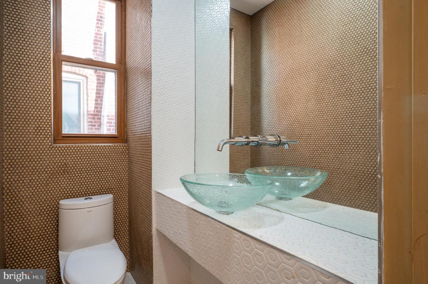 118 BRYANT ST NW, WASHINGTON, District Of Columbia 20001, ,Residential,For sale,118 BRYANT ST NW,DCDC2248586 MLS # DCDC2248586