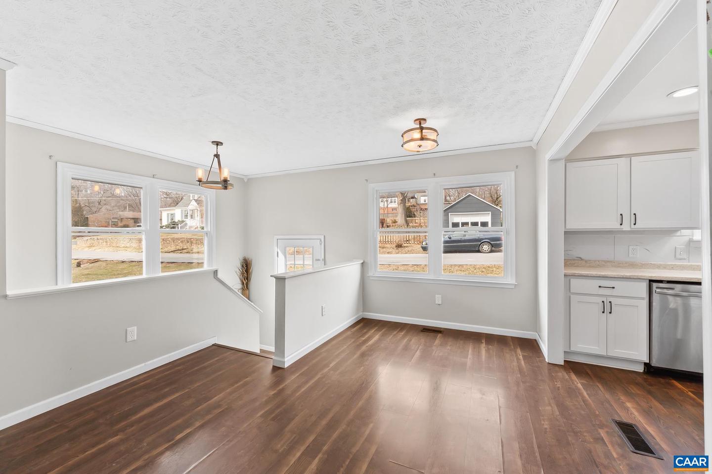 112 LEE ST, STAUNTON, Virginia 24401, 4 Bedrooms Bedrooms, ,2 BathroomsBathrooms,Residential,For sale,112 LEE ST,673881 MLS # 673881