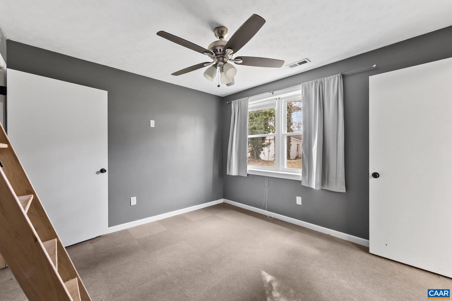 112 LEE ST, STAUNTON, Virginia 24401, 4 Bedrooms Bedrooms, ,2 BathroomsBathrooms,Residential,For sale,112 LEE ST,673881 MLS # 673881