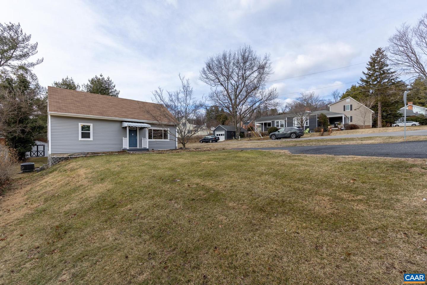 112 LEE ST, STAUNTON, Virginia 24401, 4 Bedrooms Bedrooms, ,2 BathroomsBathrooms,Residential,For sale,112 LEE ST,673881 MLS # 673881