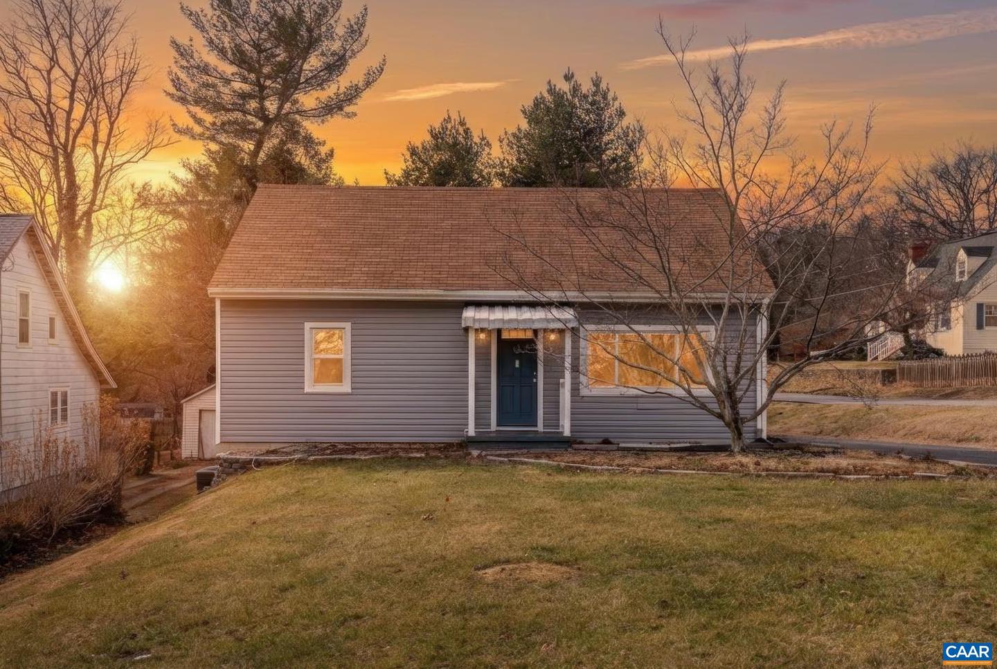 112 LEE ST, STAUNTON, Virginia 24401, 4 Bedrooms Bedrooms, ,2 BathroomsBathrooms,Residential,For sale,112 LEE ST,673881 MLS # 673881