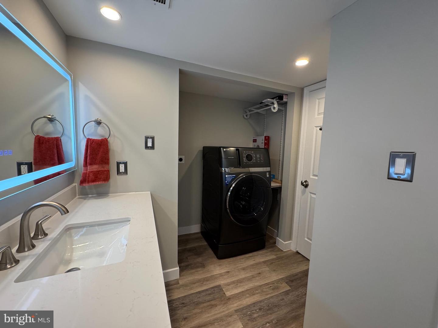 5812 ROYAL RIDGE DR #C, SPRINGFIELD, Virginia 22152, 2 Bedrooms Bedrooms, ,1 BathroomBathrooms,Residential,For sale,5812 ROYAL RIDGE DR #C,VAFX2293758 MLS # VAFX2293758 5812 ROYAL RIDGE DR #C, SPRINGFIELD, Virginia 22152, 2 Bedrooms Bedrooms, ,1 BathroomBathrooms,Residential,For sale,5812 ROYAL RIDGE DR #C,VAFX2293758 MLS # VAFX2293758