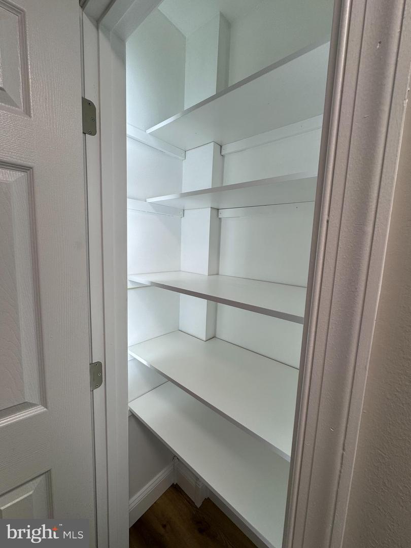 5812 ROYAL RIDGE DR #C, SPRINGFIELD, Virginia 22152, 2 Bedrooms Bedrooms, ,1 BathroomBathrooms,Residential,For sale,5812 ROYAL RIDGE DR #C,VAFX2293758 MLS # VAFX2293758 5812 ROYAL RIDGE DR #C, SPRINGFIELD, Virginia 22152, 2 Bedrooms Bedrooms, ,1 BathroomBathrooms,Residential,For sale,5812 ROYAL RIDGE DR #C,VAFX2293758 MLS # VAFX2293758