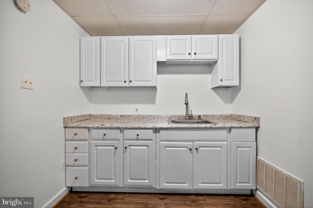 5084 FAIRVIEW LN, BROAD RUN, Virginia, 4 Bedrooms Bedrooms, ,3 BathroomsBathrooms,Residential,5084 FAIRVIEW LN,VAFQ2018478 MLS # VAFQ2018478