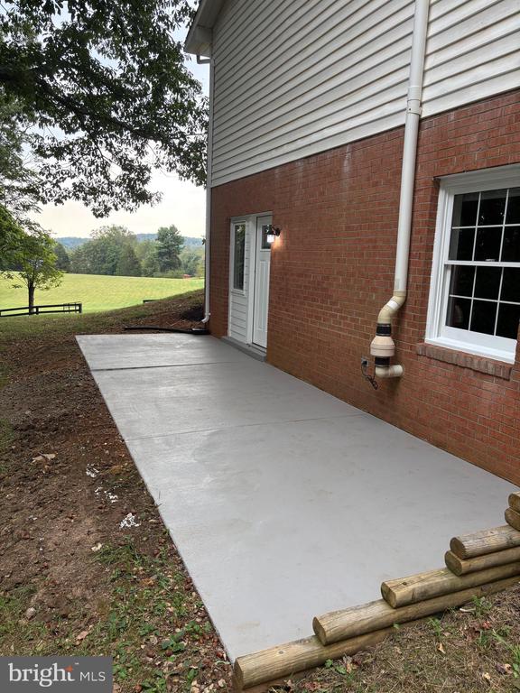 5084 FAIRVIEW LN, BROAD RUN, Virginia, 4 Bedrooms Bedrooms, ,3 BathroomsBathrooms,Residential,5084 FAIRVIEW LN,VAFQ2018478 MLS # VAFQ2018478