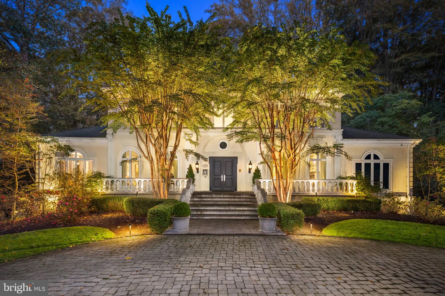 1111 CREST LN, MCLEAN, Virginia 22101, 6 Bedrooms Bedrooms, ,6 BathroomsBathrooms,Residential,For sale,1111 CREST LN,VAFX2262386 MLS # VAFX2262386