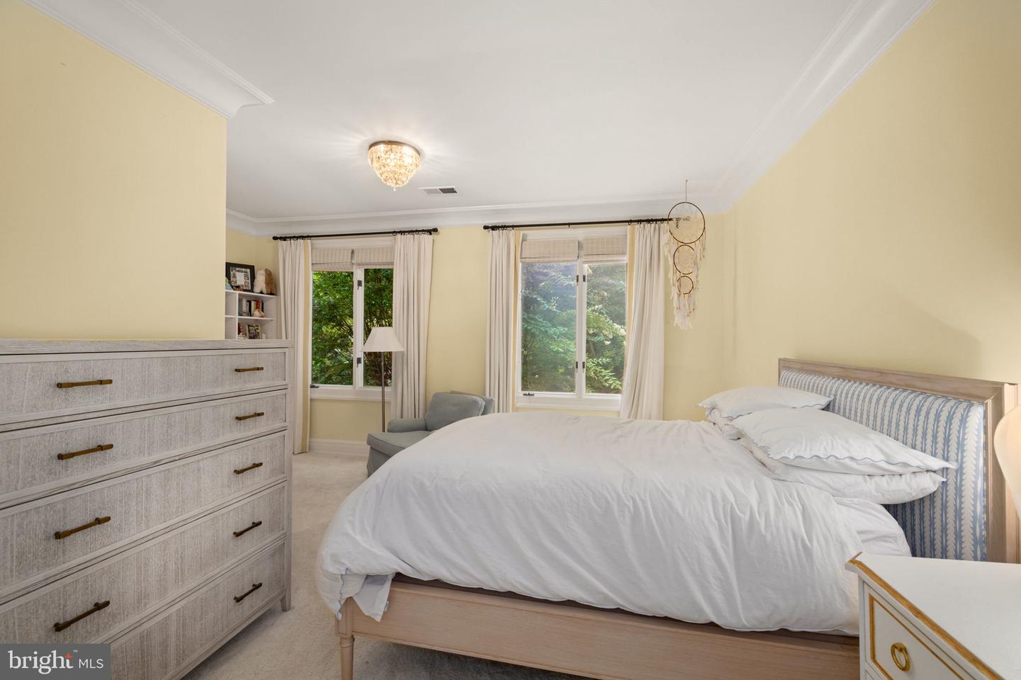 1111 CREST LN, MCLEAN, Virginia 22101, 6 Bedrooms Bedrooms, ,6 BathroomsBathrooms,Residential,For sale,1111 CREST LN,VAFX2262386 MLS # VAFX2262386