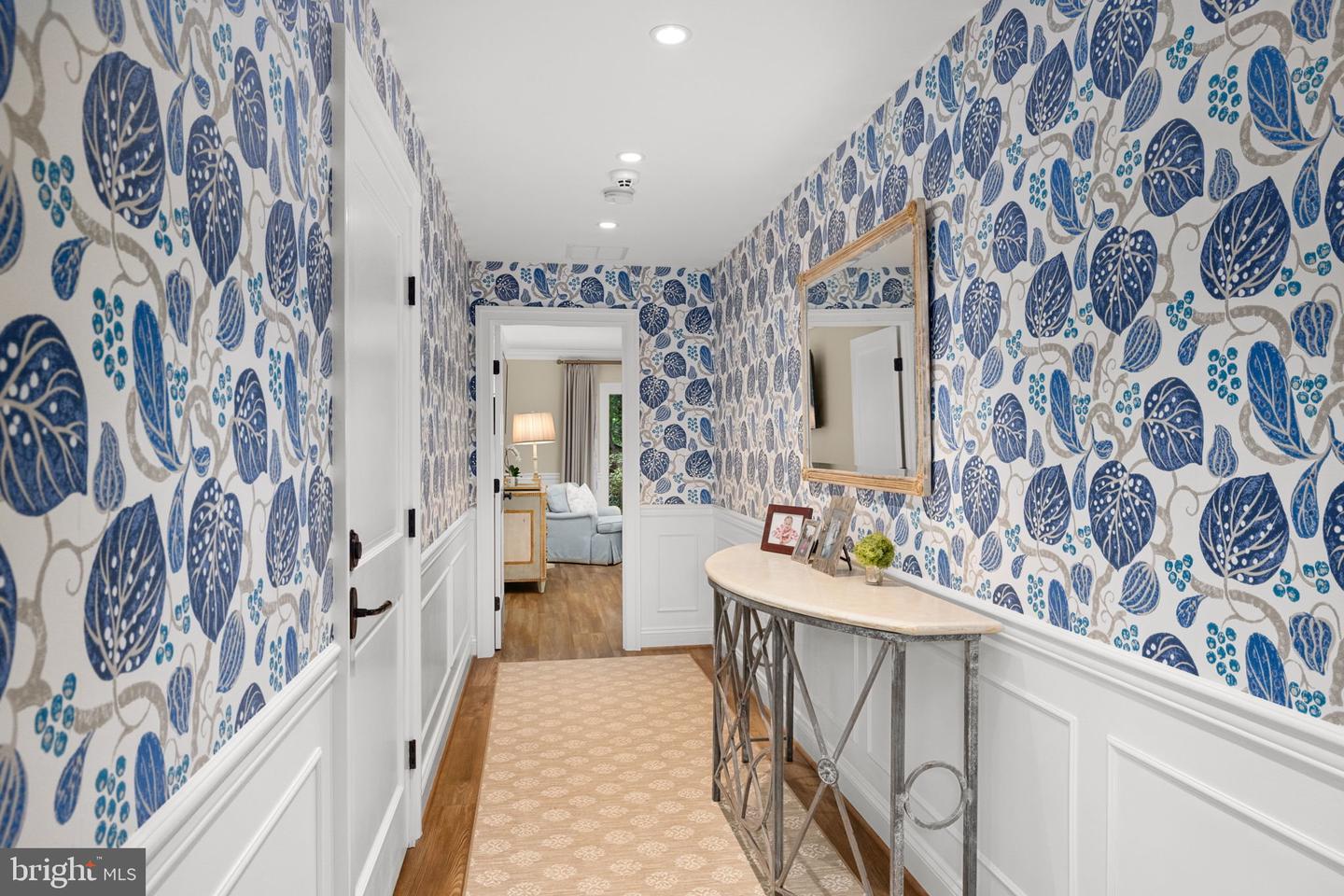 1111 CREST LN, MCLEAN, Virginia 22101, 6 Bedrooms Bedrooms, ,6 BathroomsBathrooms,Residential,For sale,1111 CREST LN,VAFX2262386 MLS # VAFX2262386