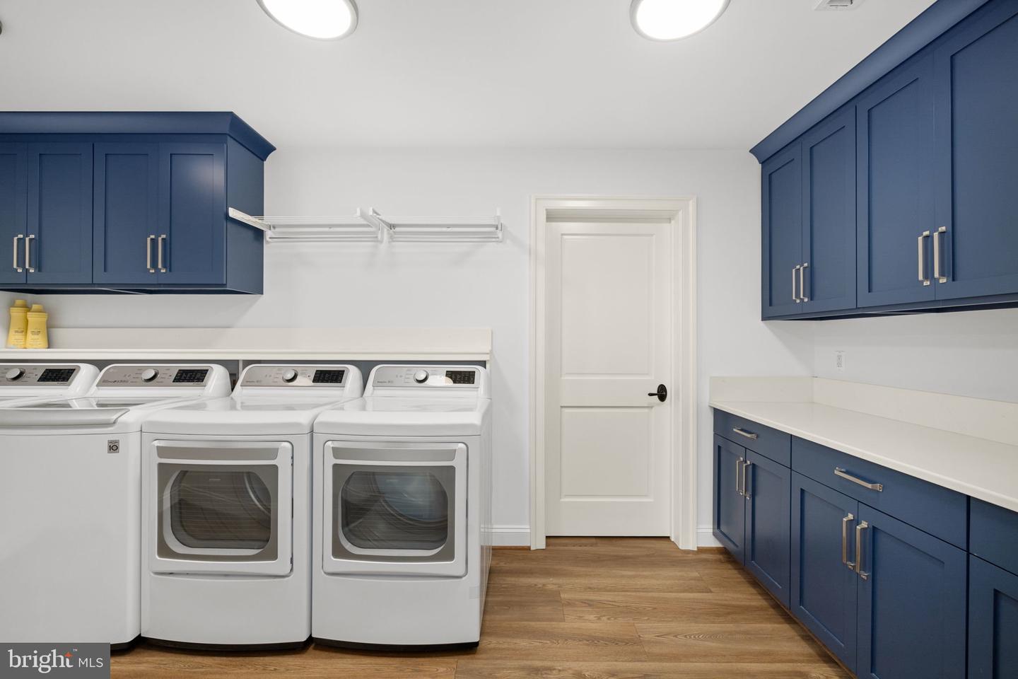 1111 CREST LN, MCLEAN, Virginia 22101, 6 Bedrooms Bedrooms, ,6 BathroomsBathrooms,Residential,For sale,1111 CREST LN,VAFX2262386 MLS # VAFX2262386