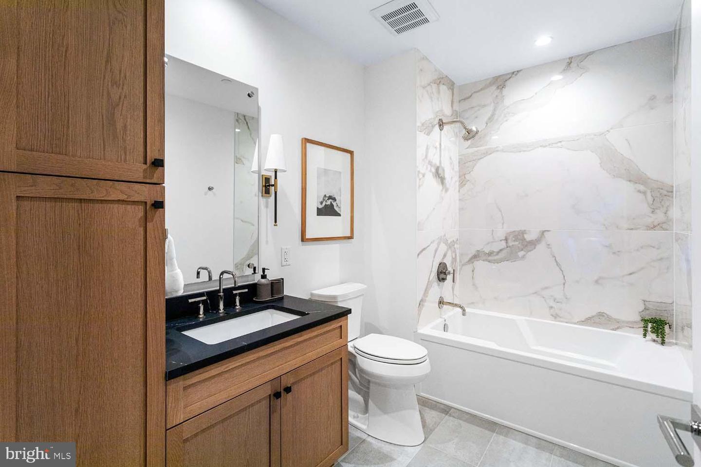 6718 LOWELL AVE #702, MCLEAN, Virginia 22101, 2 Bedrooms Bedrooms, ,2 BathroomsBathrooms,Residential,For sale,6718 LOWELL AVE #702,VAFX2281014 MLS # VAFX2281014 6718 LOWELL AVE #702, MCLEAN, Virginia 22101, 2 Bedrooms Bedrooms, ,2 BathroomsBathrooms,Residential,For sale,6718 LOWELL AVE #702,VAFX2281014 MLS # VAFX2281014