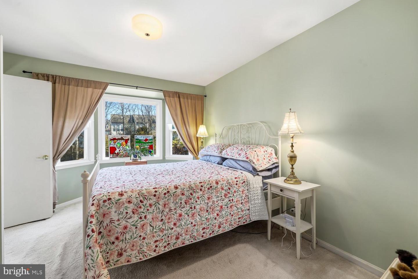 6029 SUNSET RIDGE CT, CENTREVILLE, Virginia 20121, 2 Bedrooms Bedrooms, ,1 BathroomBathrooms,Residential,For sale,6029 SUNSET RIDGE CT,VAFX2286660 MLS # VAFX2286660