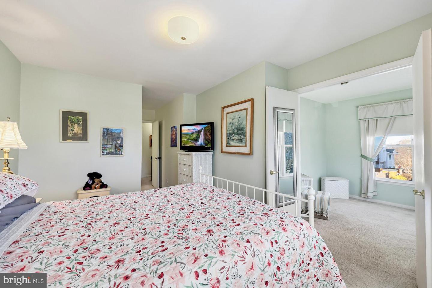 6029 SUNSET RIDGE CT, CENTREVILLE, Virginia 20121, 2 Bedrooms Bedrooms, ,1 BathroomBathrooms,Residential,For sale,6029 SUNSET RIDGE CT,VAFX2286660 MLS # VAFX2286660