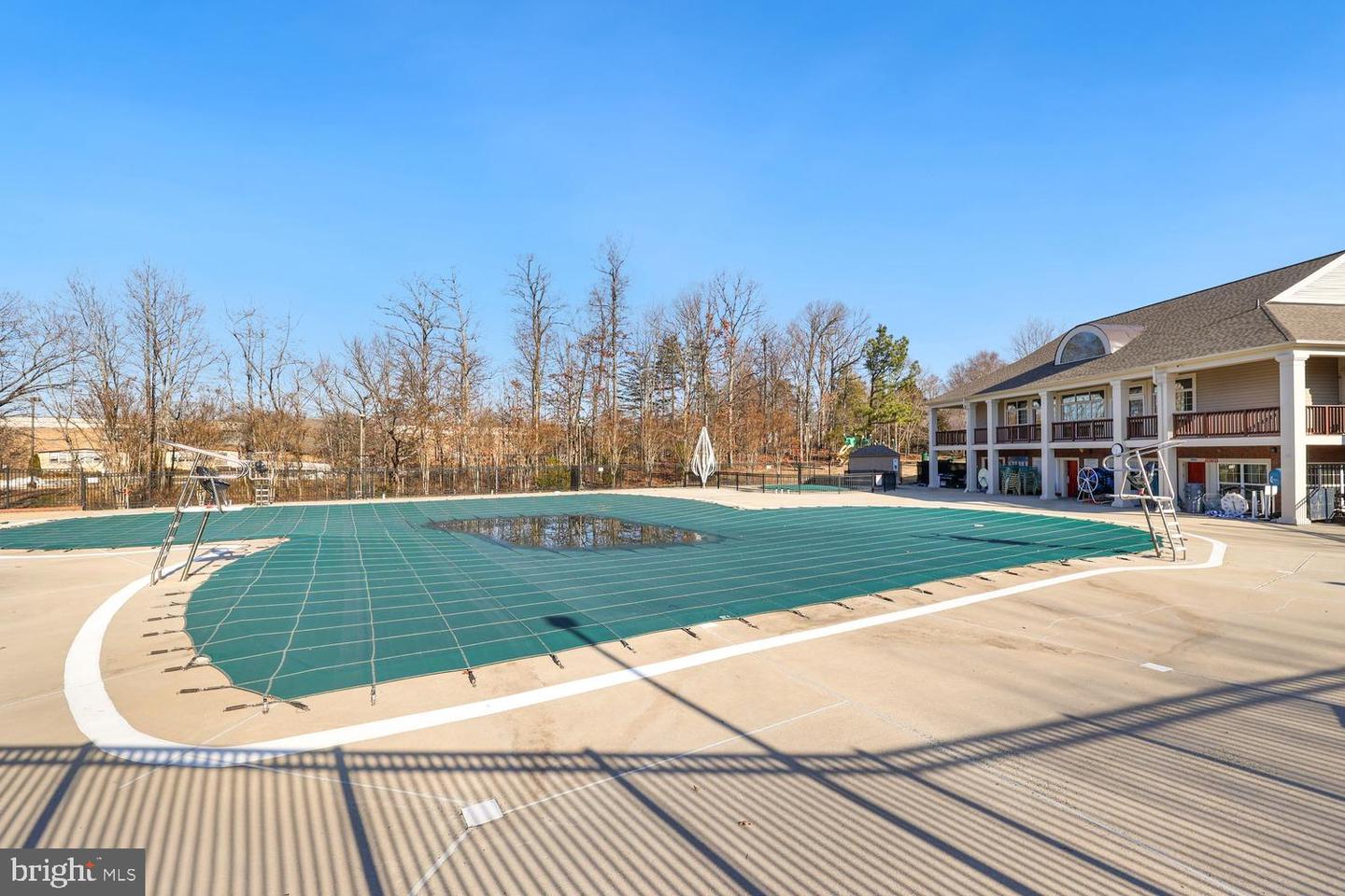 6029 SUNSET RIDGE CT, CENTREVILLE, Virginia 20121, 2 Bedrooms Bedrooms, ,1 BathroomBathrooms,Residential,For sale,6029 SUNSET RIDGE CT,VAFX2286660 MLS # VAFX2286660