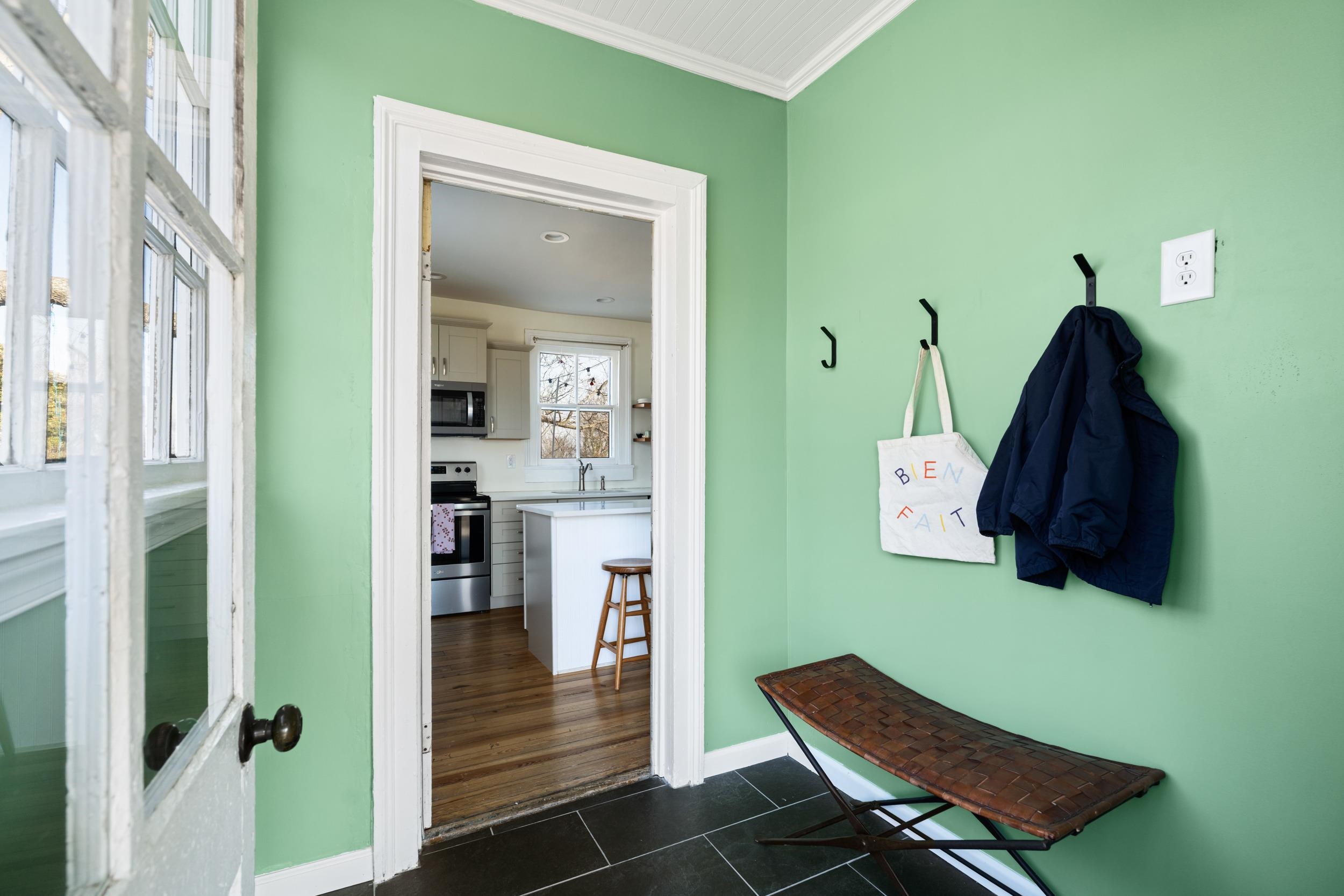 317 N MADISON ST, STAUNTON, Virginia 24401, 3 Bedrooms Bedrooms, ,2 BathroomsBathrooms,Residential,317 N MADISON ST,673895 MLS # 673895