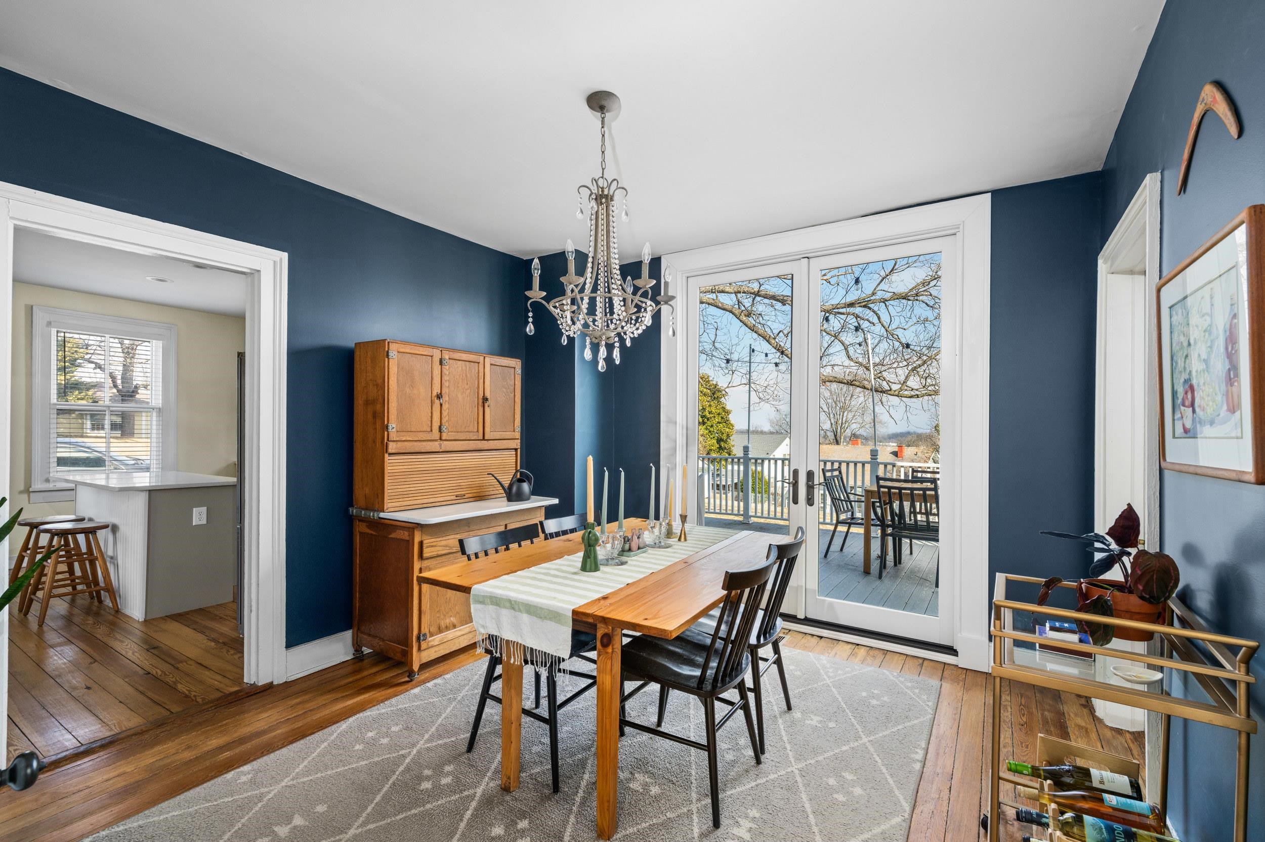 317 N MADISON ST, STAUNTON, Virginia 24401, 3 Bedrooms Bedrooms, ,2 BathroomsBathrooms,Residential,317 N MADISON ST,673895 MLS # 673895