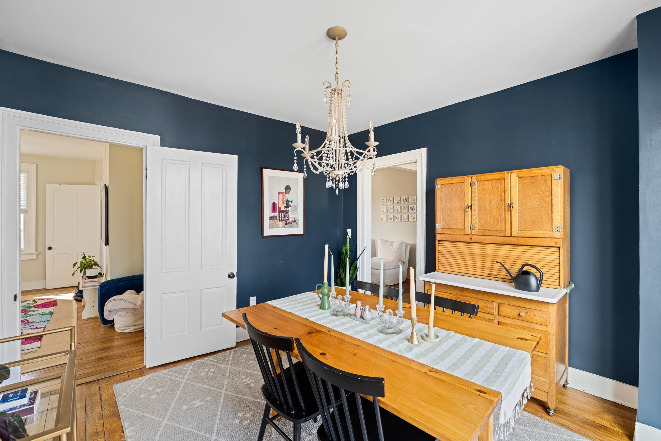 317 N MADISON ST, STAUNTON, Virginia 24401, 3 Bedrooms Bedrooms, ,2 BathroomsBathrooms,Residential,317 N MADISON ST,673895 MLS # 673895