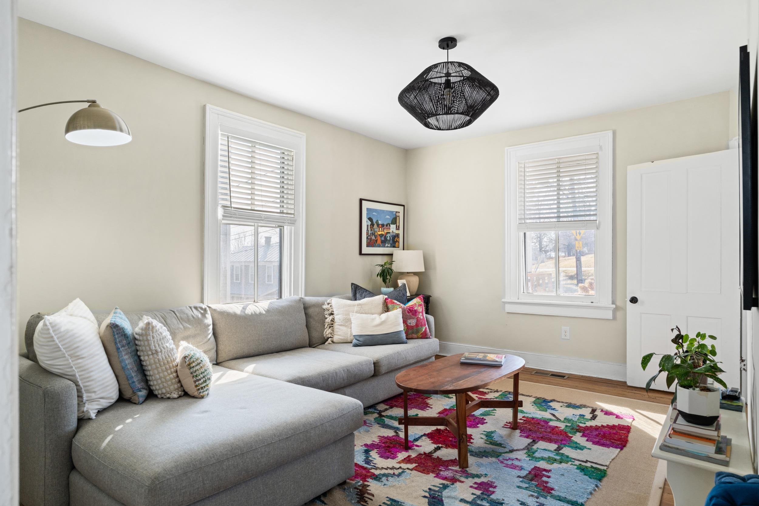 317 N MADISON ST, STAUNTON, Virginia 24401, 3 Bedrooms Bedrooms, ,2 BathroomsBathrooms,Residential,317 N MADISON ST,673895 MLS # 673895