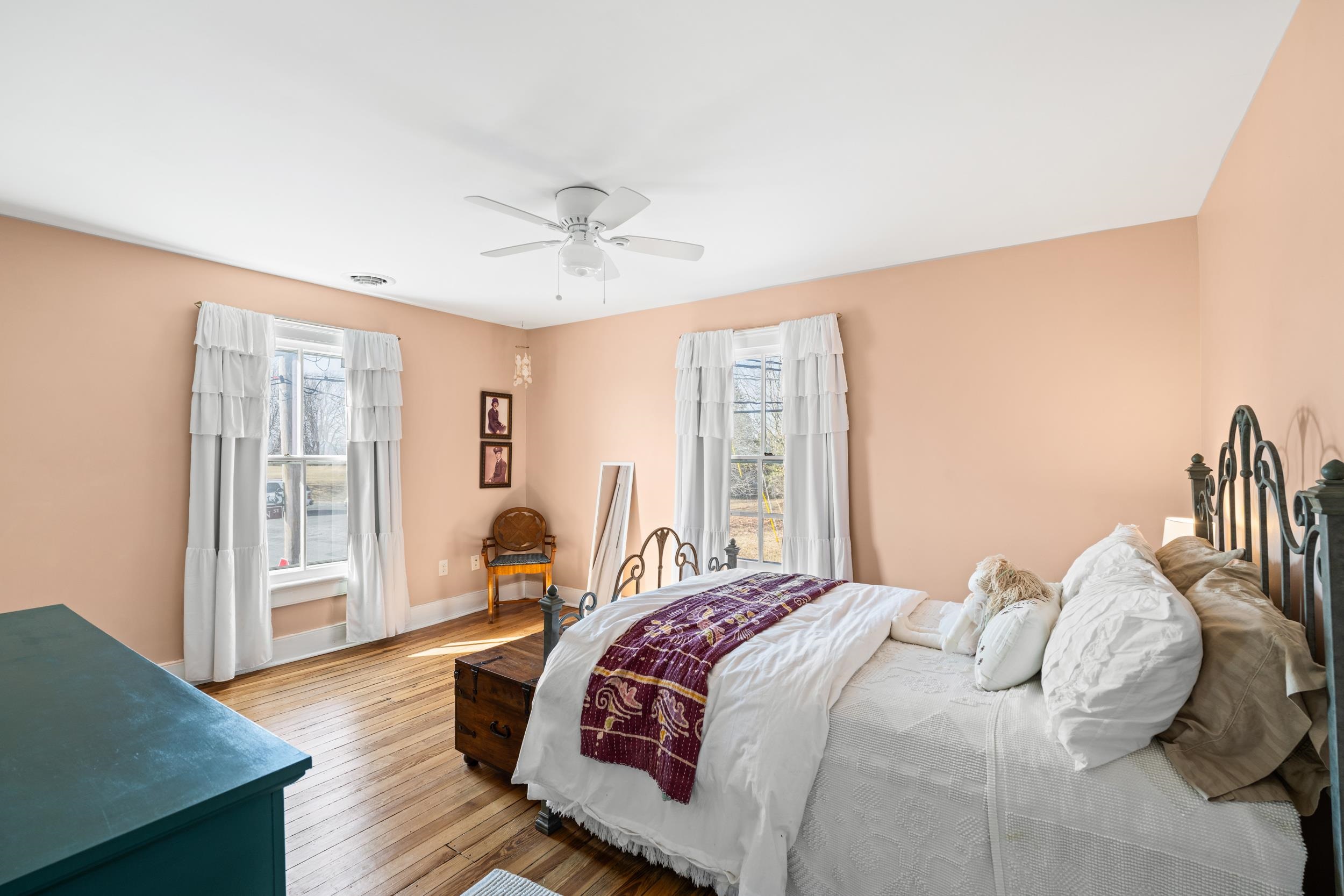 317 N MADISON ST, STAUNTON, Virginia 24401, 3 Bedrooms Bedrooms, ,2 BathroomsBathrooms,Residential,317 N MADISON ST,673895 MLS # 673895