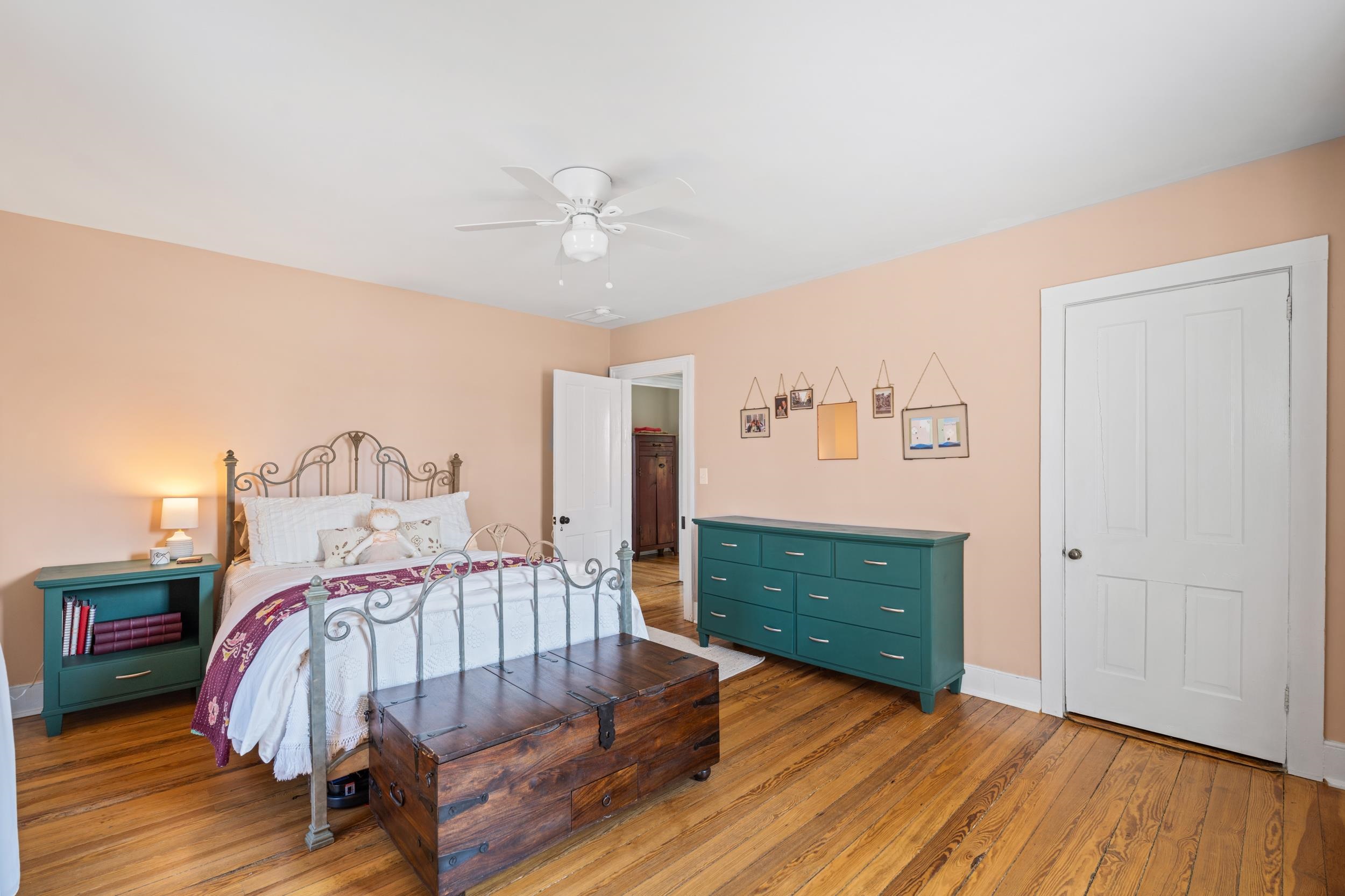 317 N MADISON ST, STAUNTON, Virginia 24401, 3 Bedrooms Bedrooms, ,2 BathroomsBathrooms,Residential,317 N MADISON ST,673895 MLS # 673895