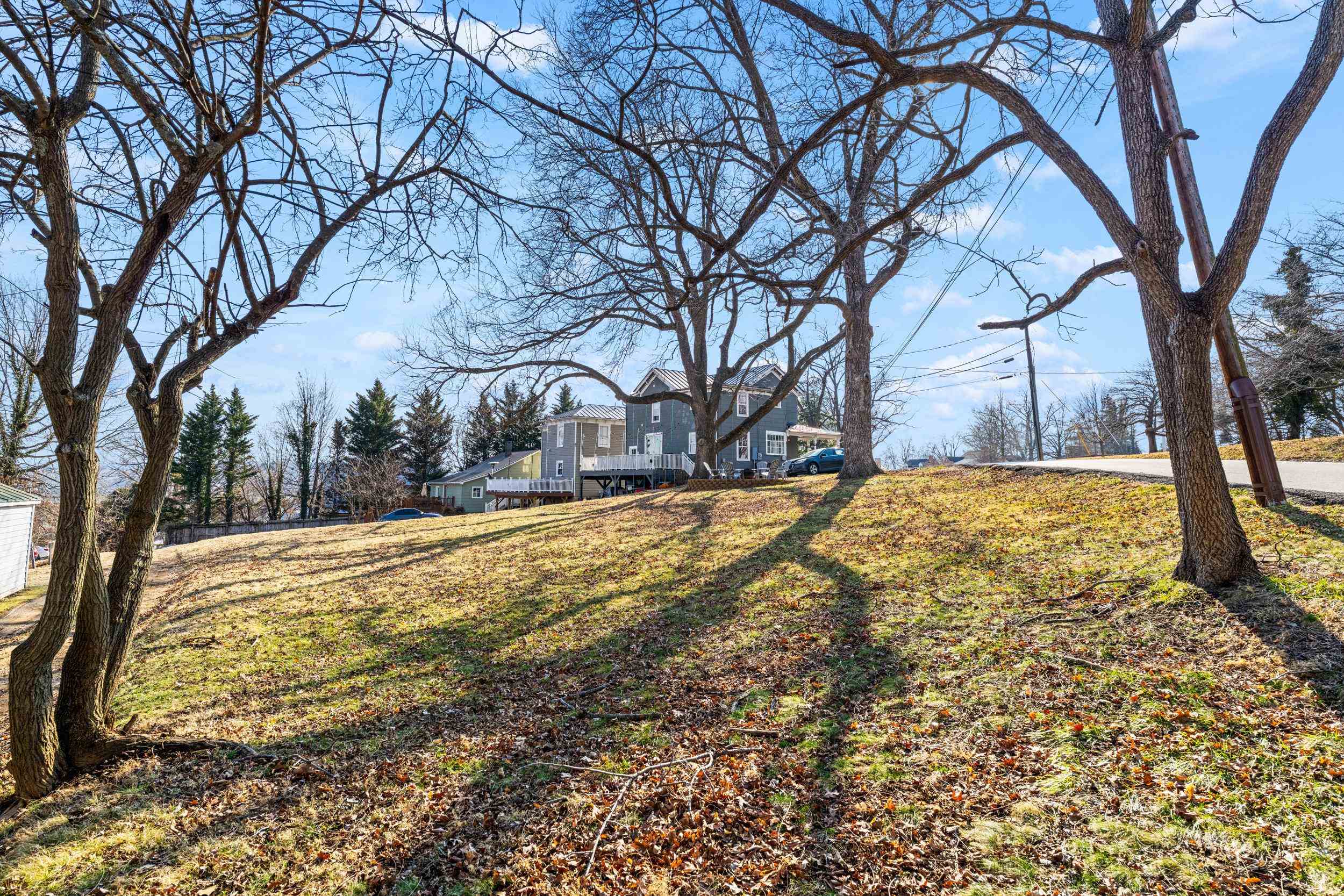 317 N MADISON ST, STAUNTON, Virginia 24401, 3 Bedrooms Bedrooms, ,2 BathroomsBathrooms,Residential,317 N MADISON ST,673895 MLS # 673895