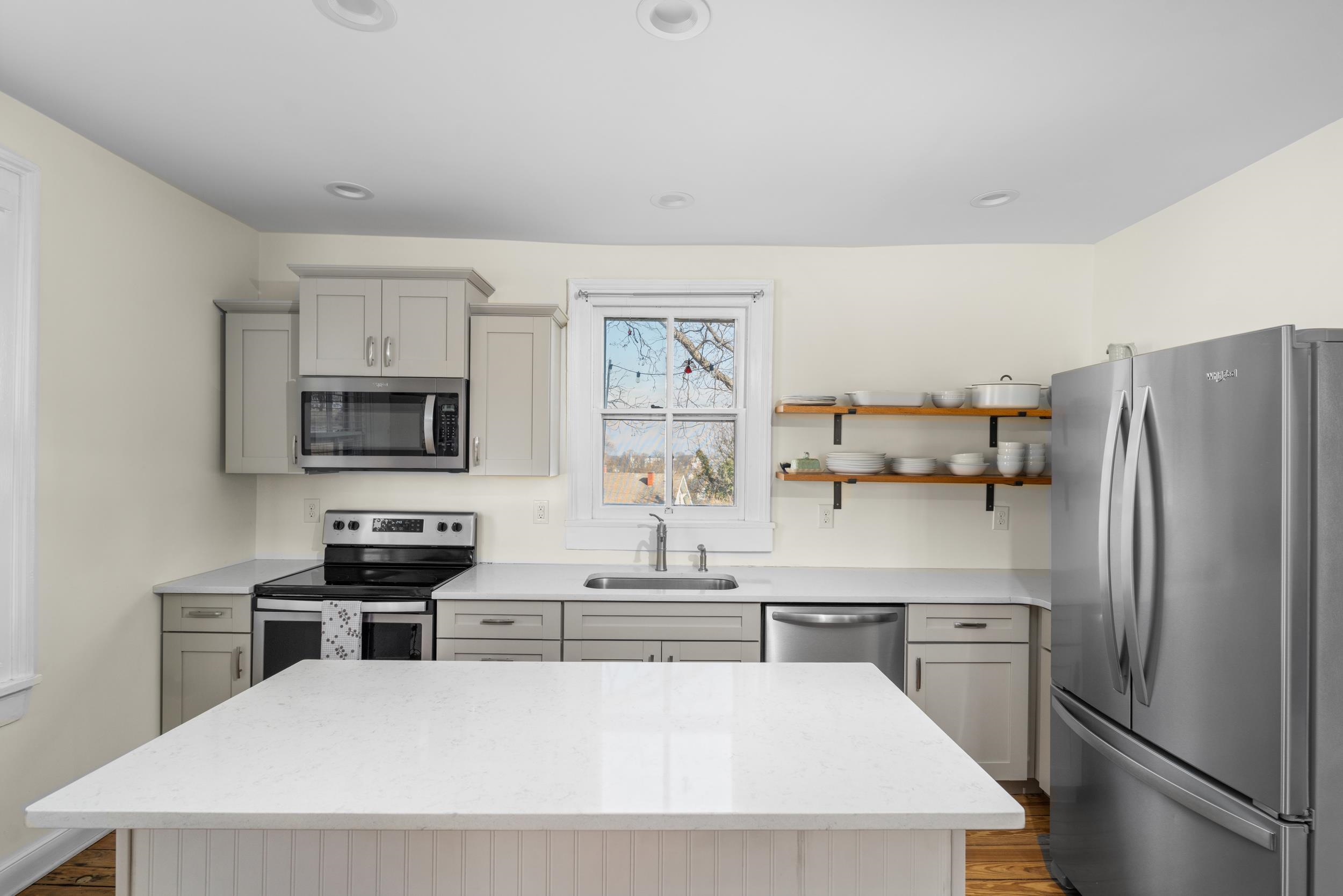 317 N MADISON ST, STAUNTON, Virginia 24401, 3 Bedrooms Bedrooms, ,2 BathroomsBathrooms,Residential,317 N MADISON ST,673895 MLS # 673895