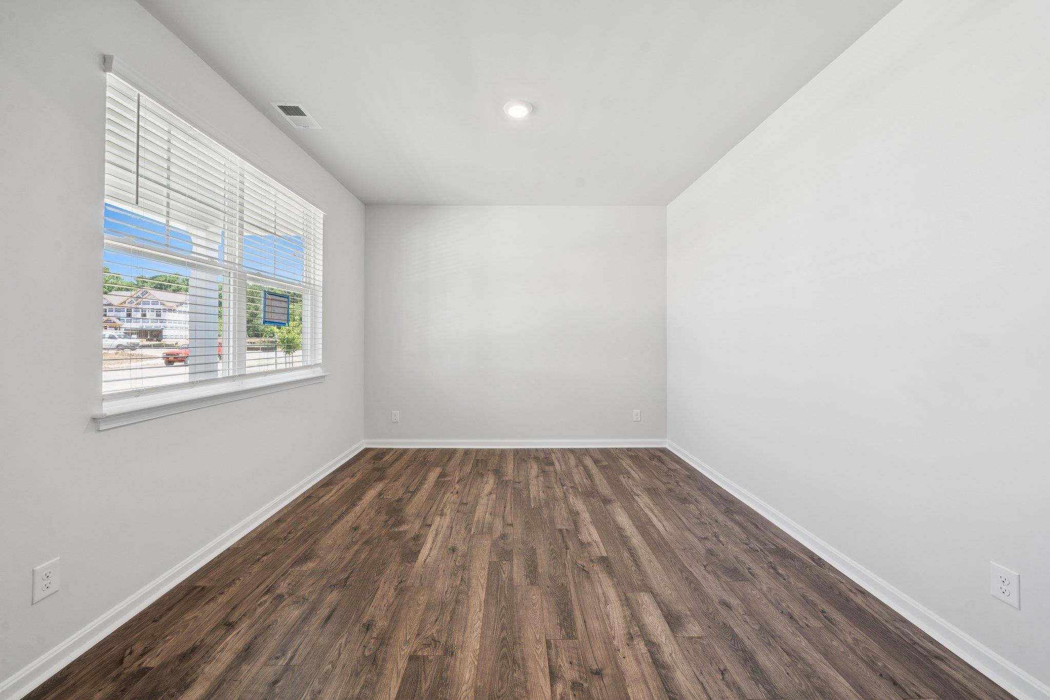 545 SUMMERCREST AVE, WAYNESBORO, Virginia 22980, 5 Bedrooms Bedrooms, ,3 BathroomsBathrooms,Residential,545 SUMMERCREST AVE,673900 MLS # 673900