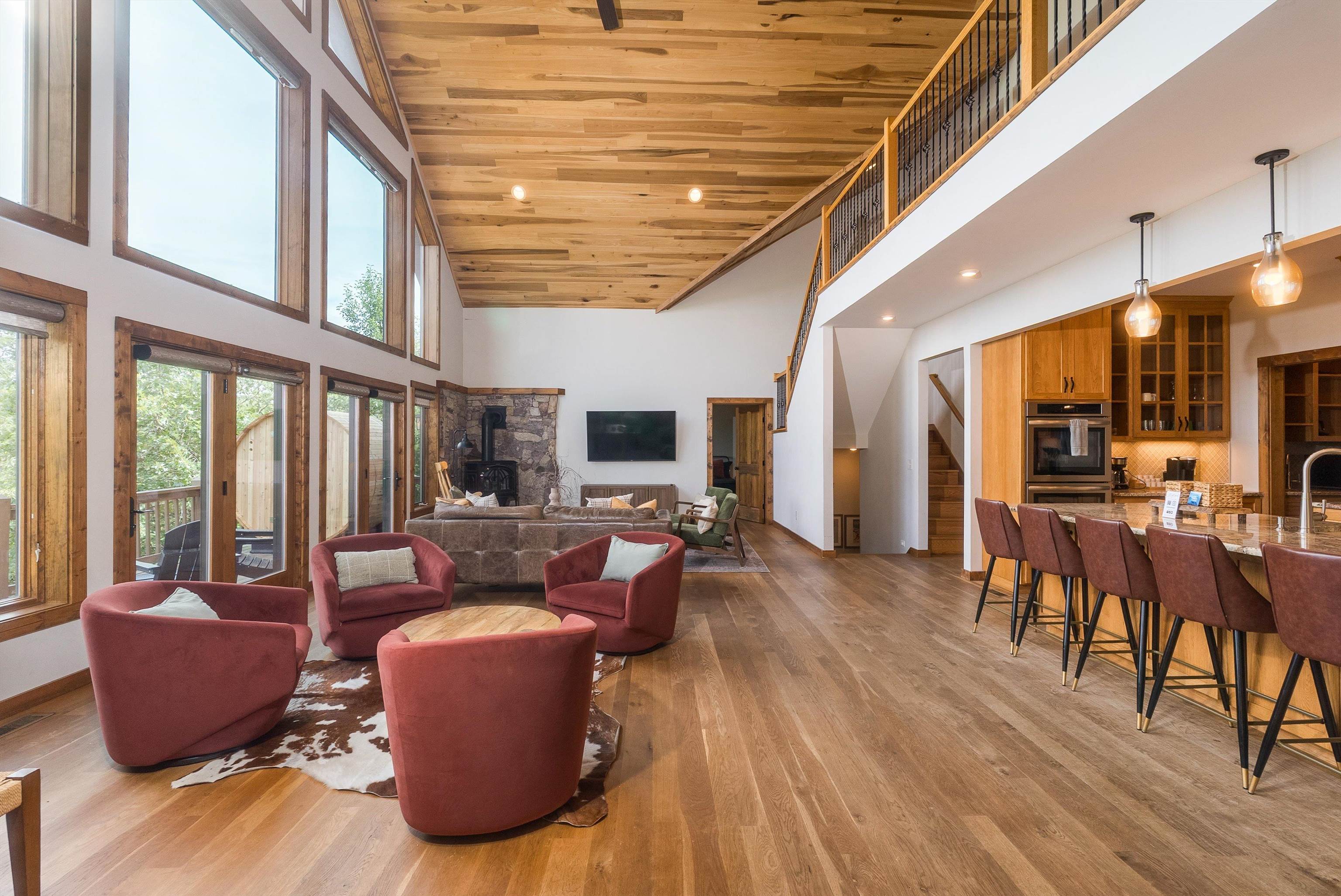 347 WILSON WAY, MCGAHEYSVILLE, Virginia 22840, 6 Bedrooms Bedrooms, ,5 BathroomsBathrooms,Residential,347 WILSON WAY,673904 MLS # 673904