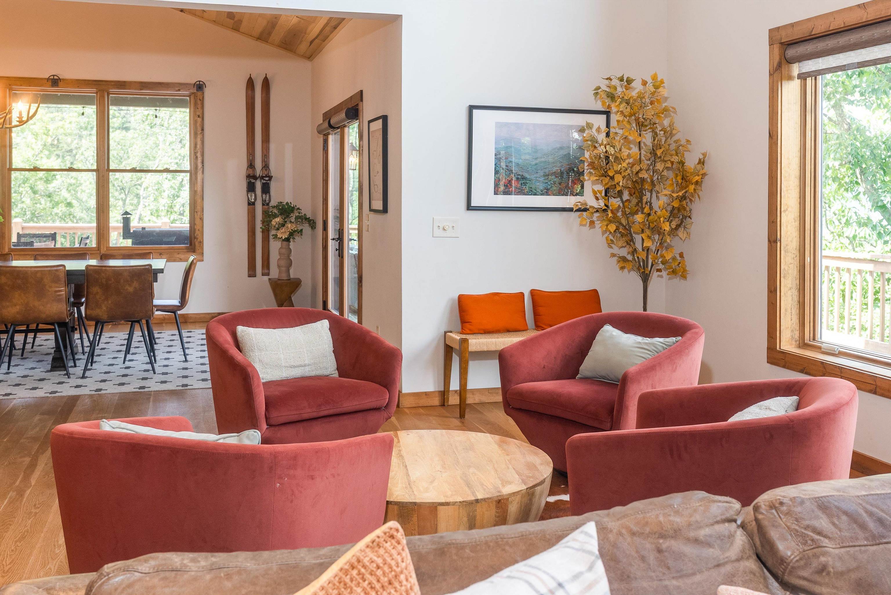 347 WILSON WAY, MCGAHEYSVILLE, Virginia 22840, 6 Bedrooms Bedrooms, ,5 BathroomsBathrooms,Residential,347 WILSON WAY,673904 MLS # 673904