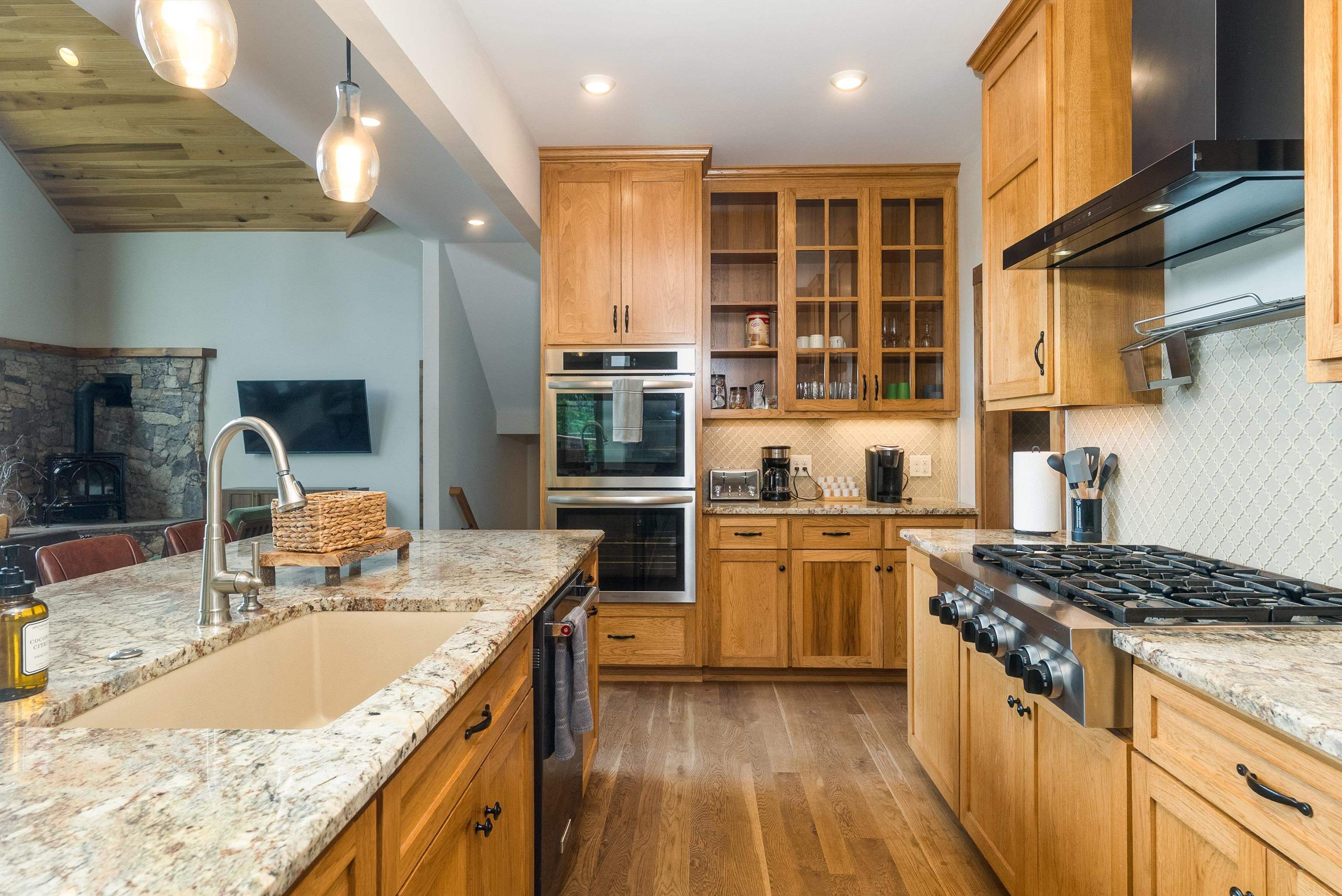 347 WILSON WAY, MCGAHEYSVILLE, Virginia 22840, 6 Bedrooms Bedrooms, ,5 BathroomsBathrooms,Residential,347 WILSON WAY,673904 MLS # 673904